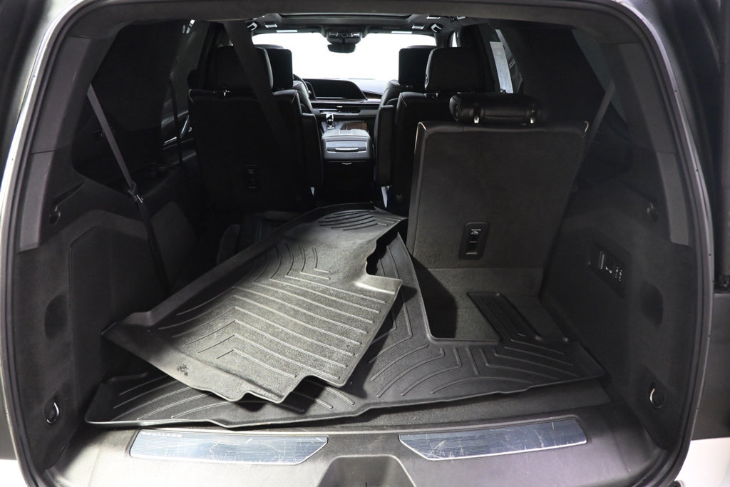 Used 2023 Cadillac Escalade Sport Platinum w/ Heavy-Duty Trailer Package AWD/4WD image 19
