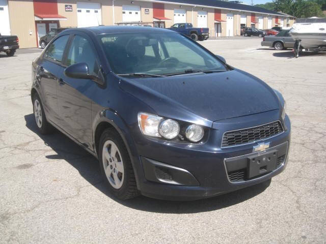 Used 2015 Chevrolet Sonic LS FWD image 3