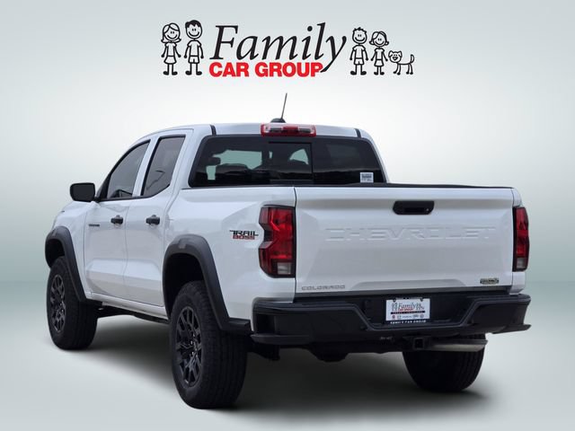 Used 2026 Chevrolet Colorado Trail Boss AWD/4WD image 3