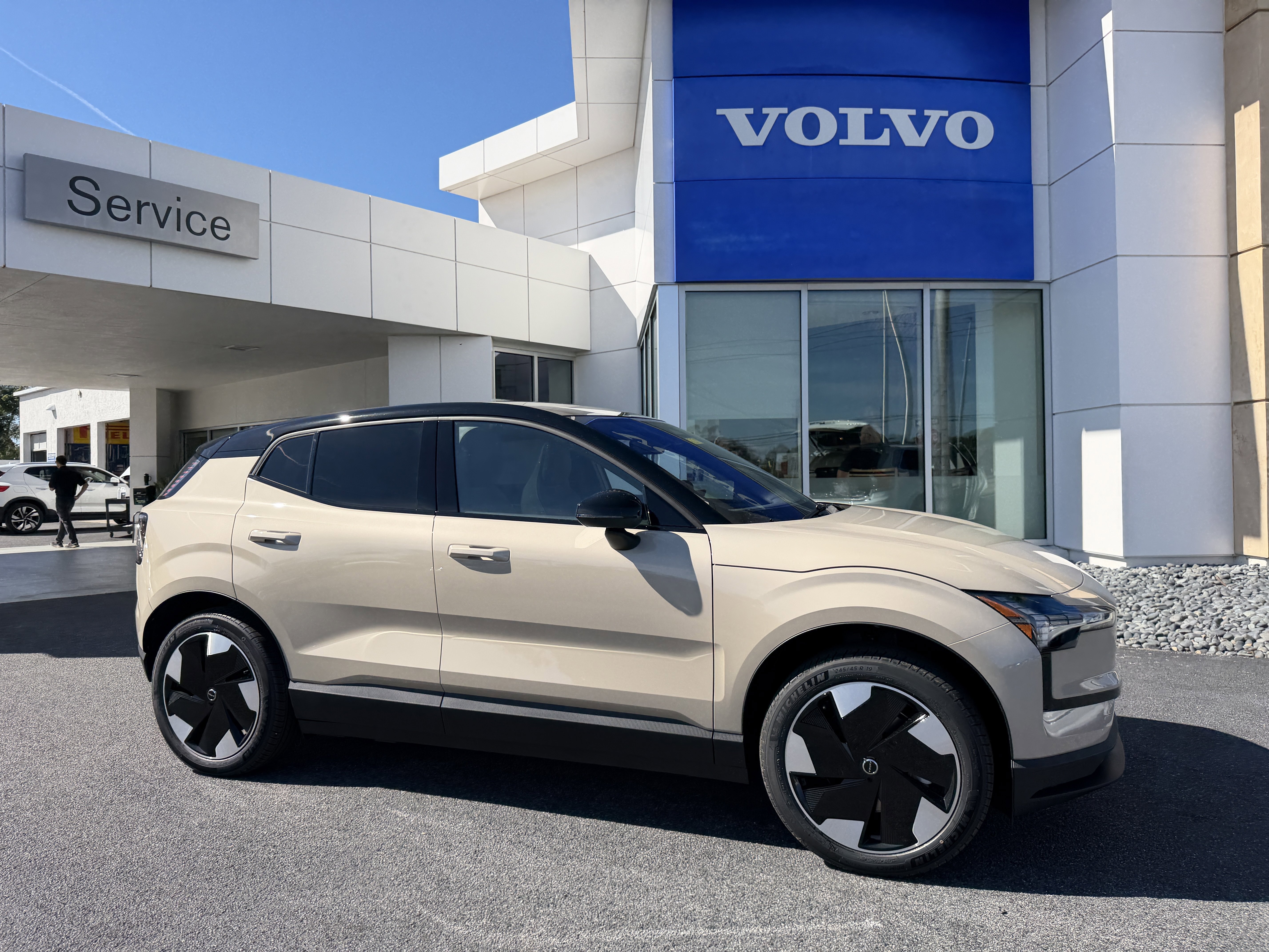 New 2026 Volvo EX30 Plus image 1