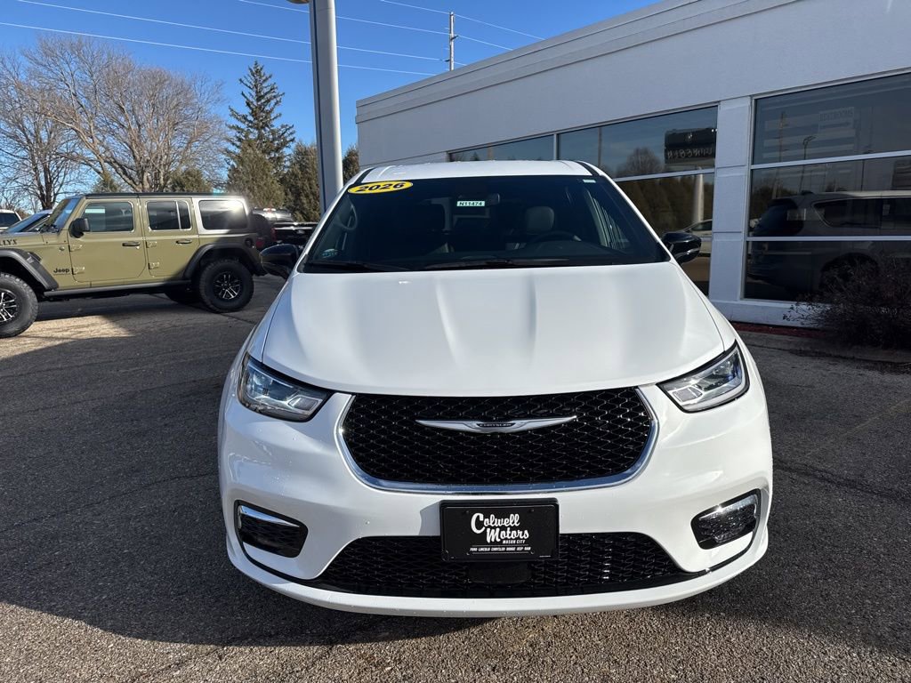 New 2026 Chrysler Pacifica Select image 5