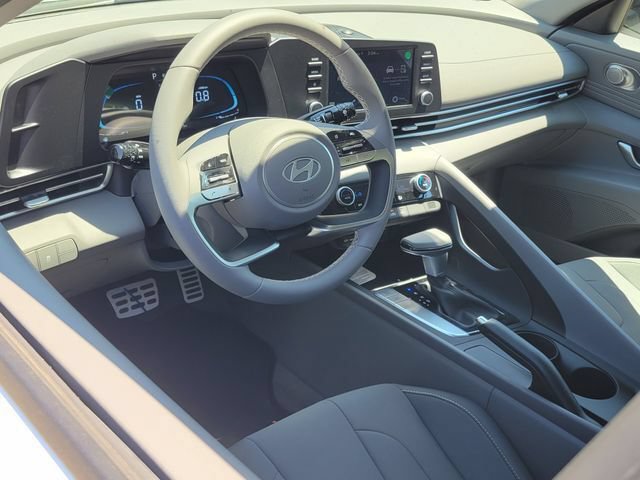 New 2026 Hyundai Elantra Sport FWD image 5