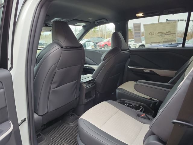 New 2026 Lexus TX 500h AWD image 13