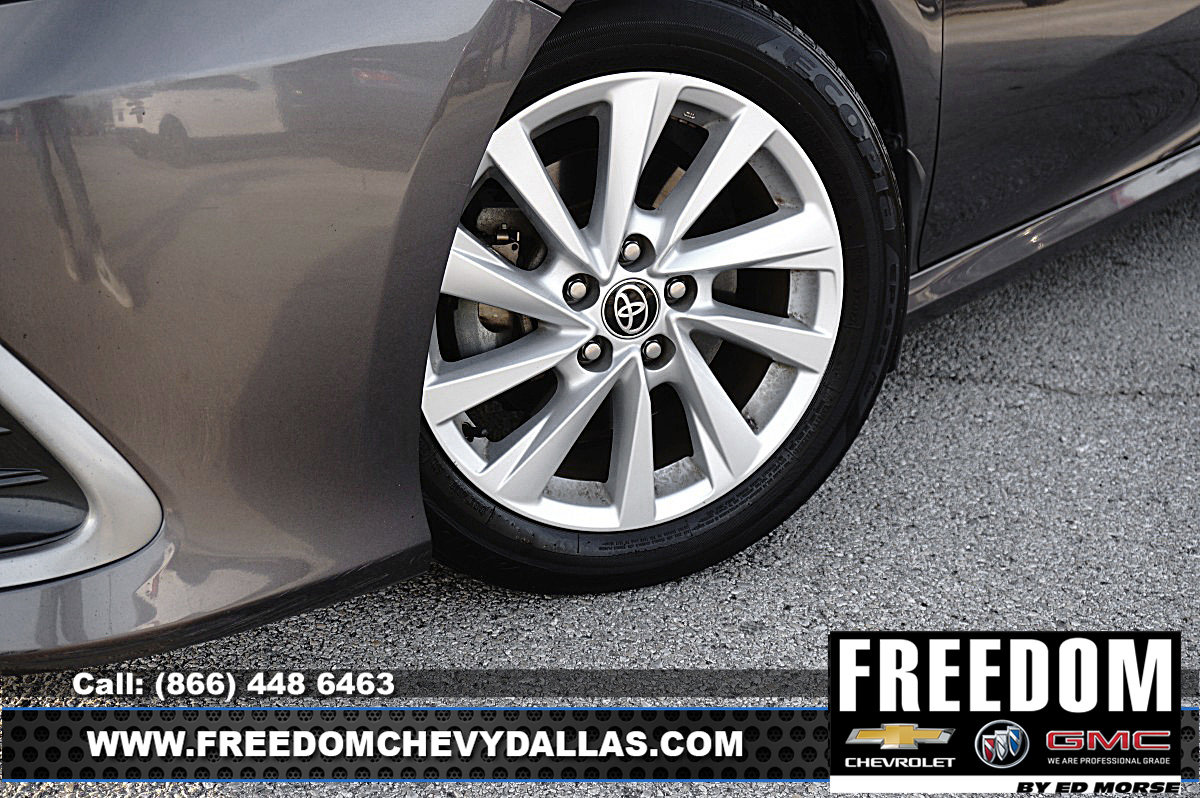 Used 2022 Toyota Camry LE image 42