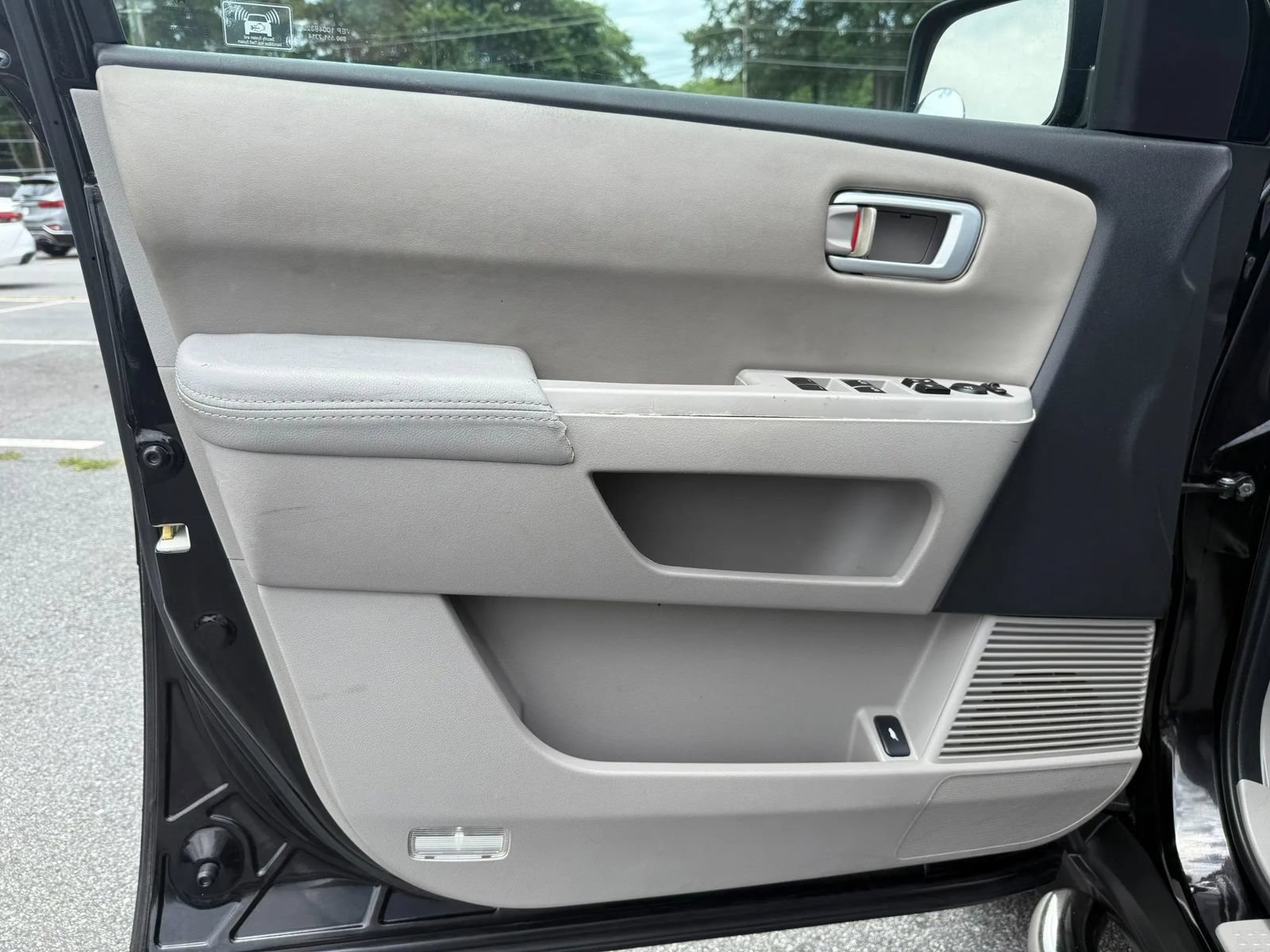 Used 2011 Honda Pilot EX-L image 8