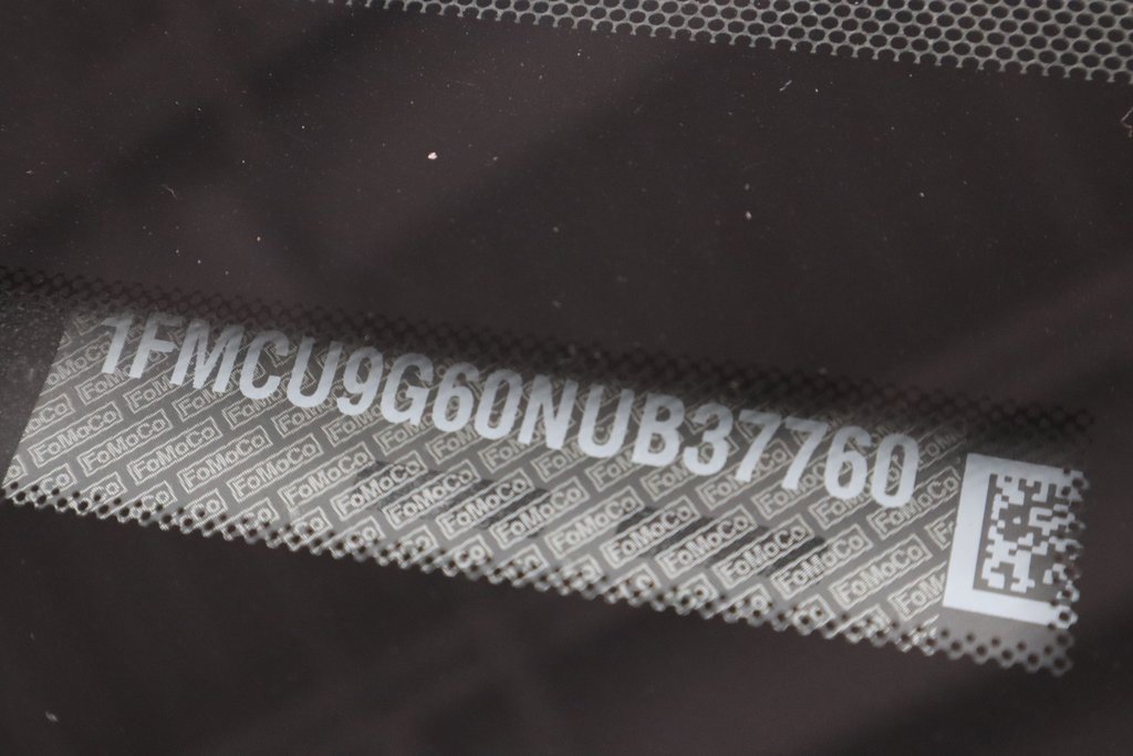 Certified 2022 Ford Escape SE w/ SE Sport Appearance Package image 35