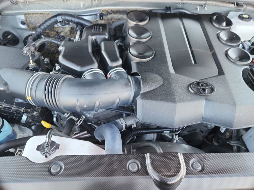 Used 2024 Toyota 4Runner TRD Off-Road Premium image 20