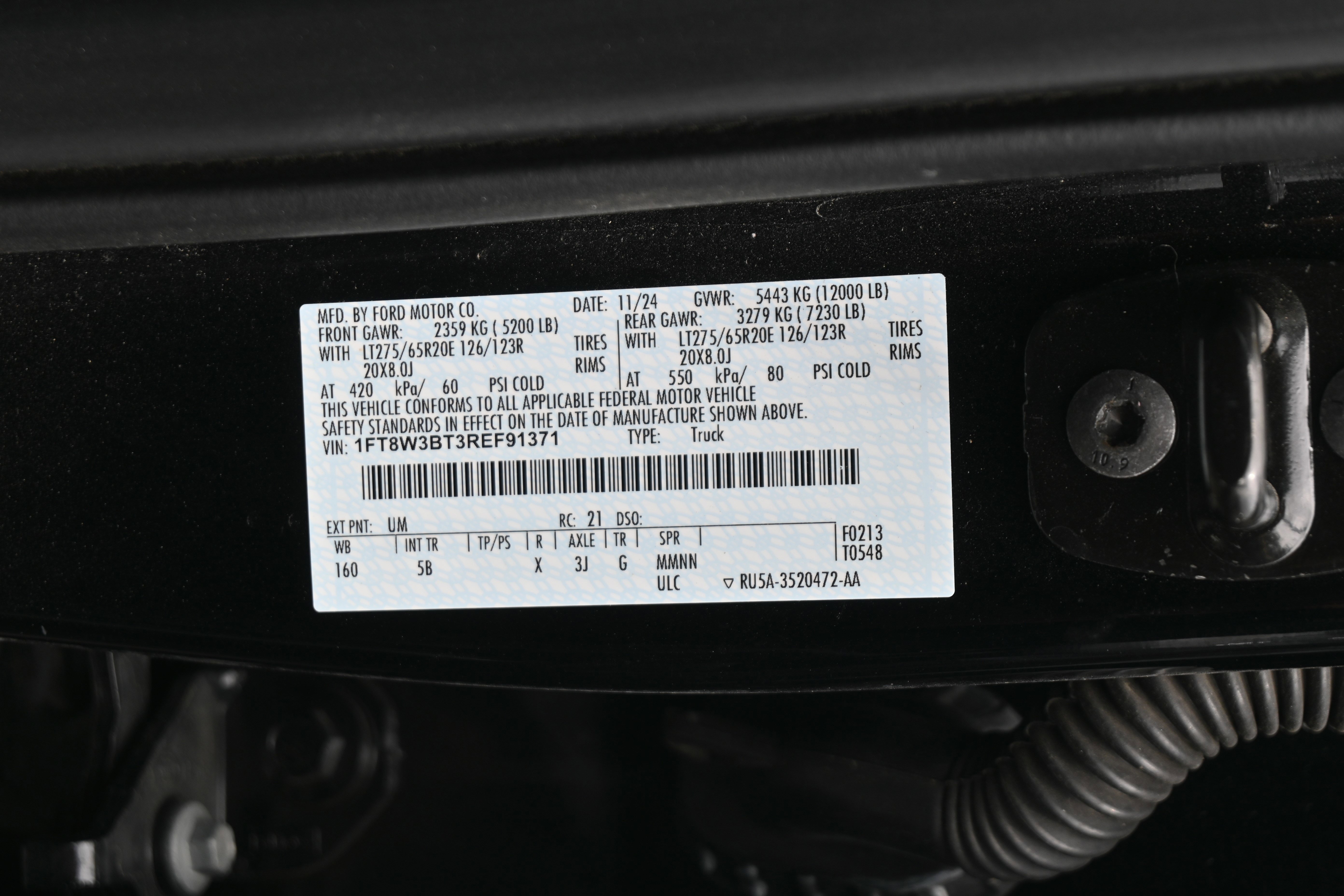 Used 2024 Ford F350 Lariat w/ Lariat Ultimate Package AWD/4WD image 17