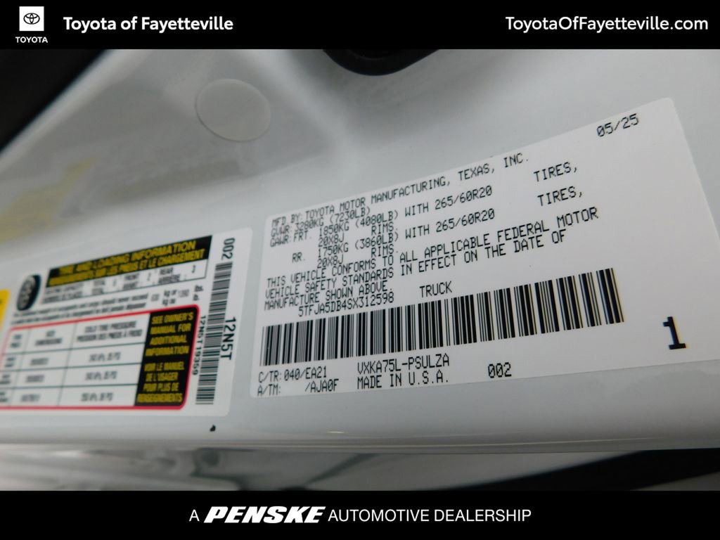 Used 2025 Toyota Tundra Limited w/ Power Package image 9