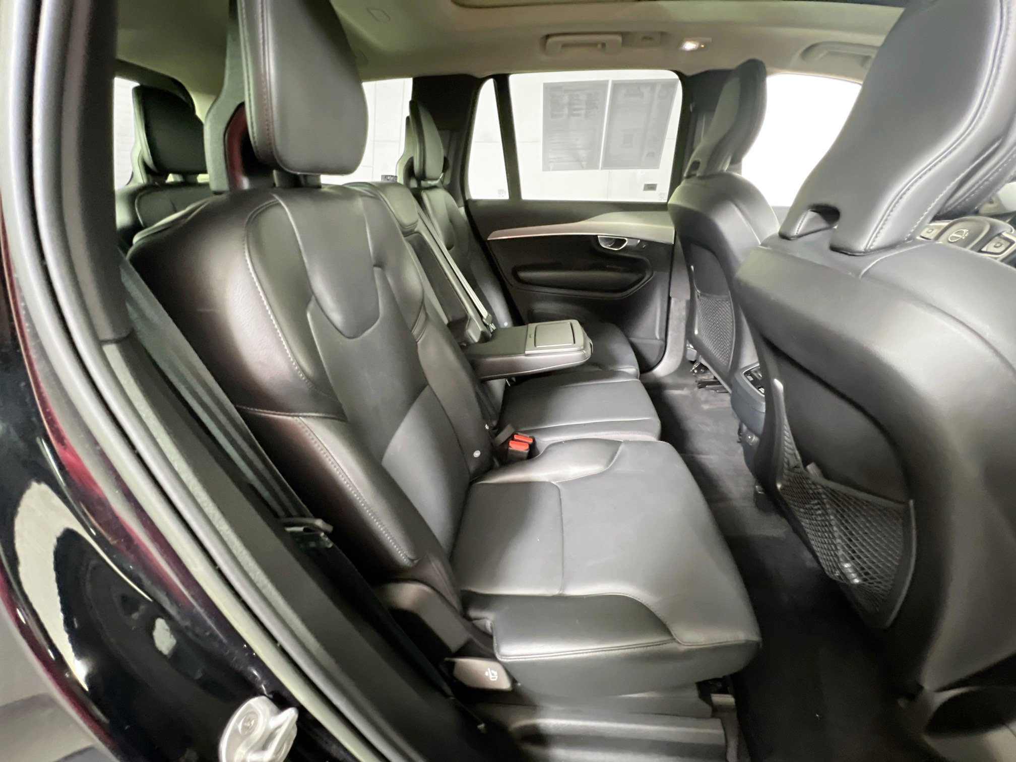 Used 2023 Volvo XC90 B5 Core w/ Protection Package Premier image 29