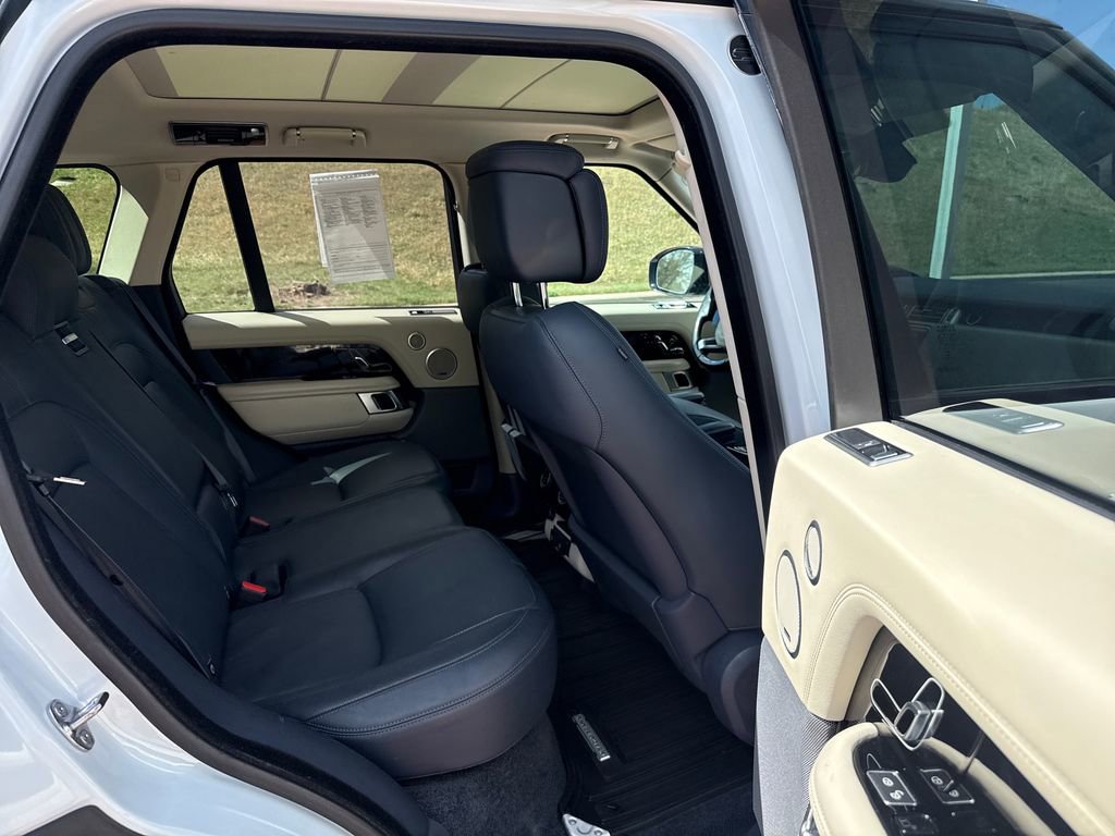 Used 2020 Land Rover Range Rover HSE AWD/4WD image 24