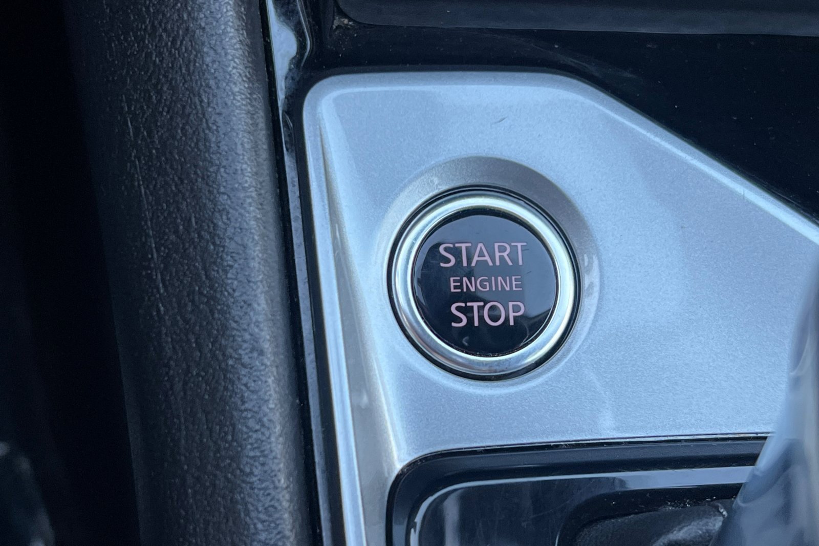 Used 2024 Nissan Altima 2.5 SV image 23