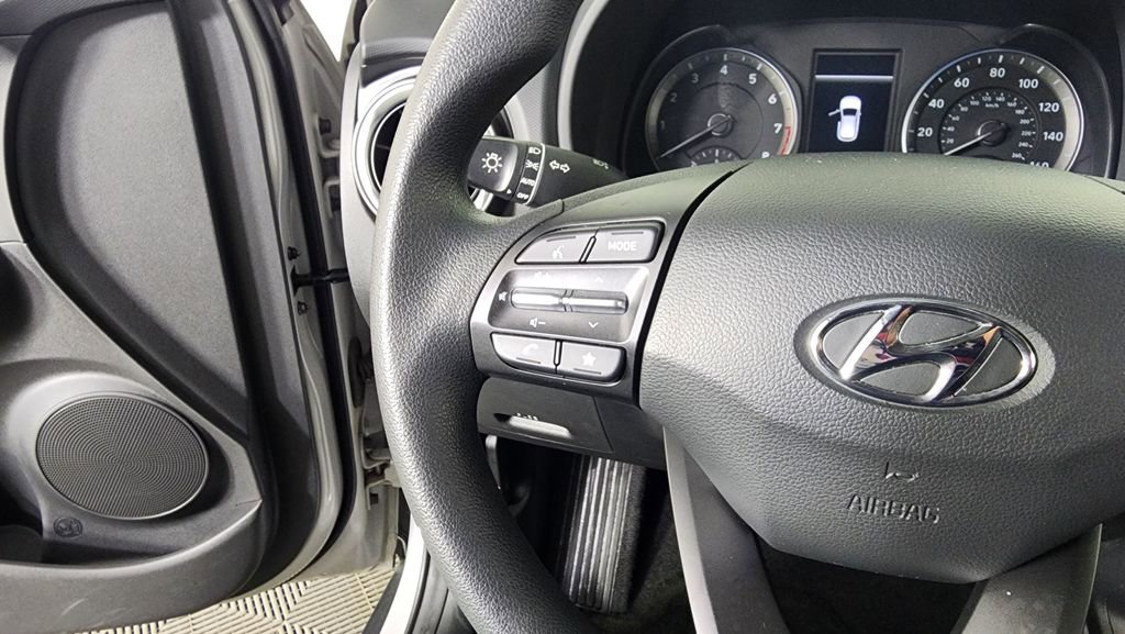 Used 2022 Hyundai Kona SEL image 18