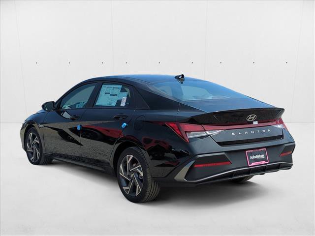 New 2025 Hyundai Elantra Sport image 3