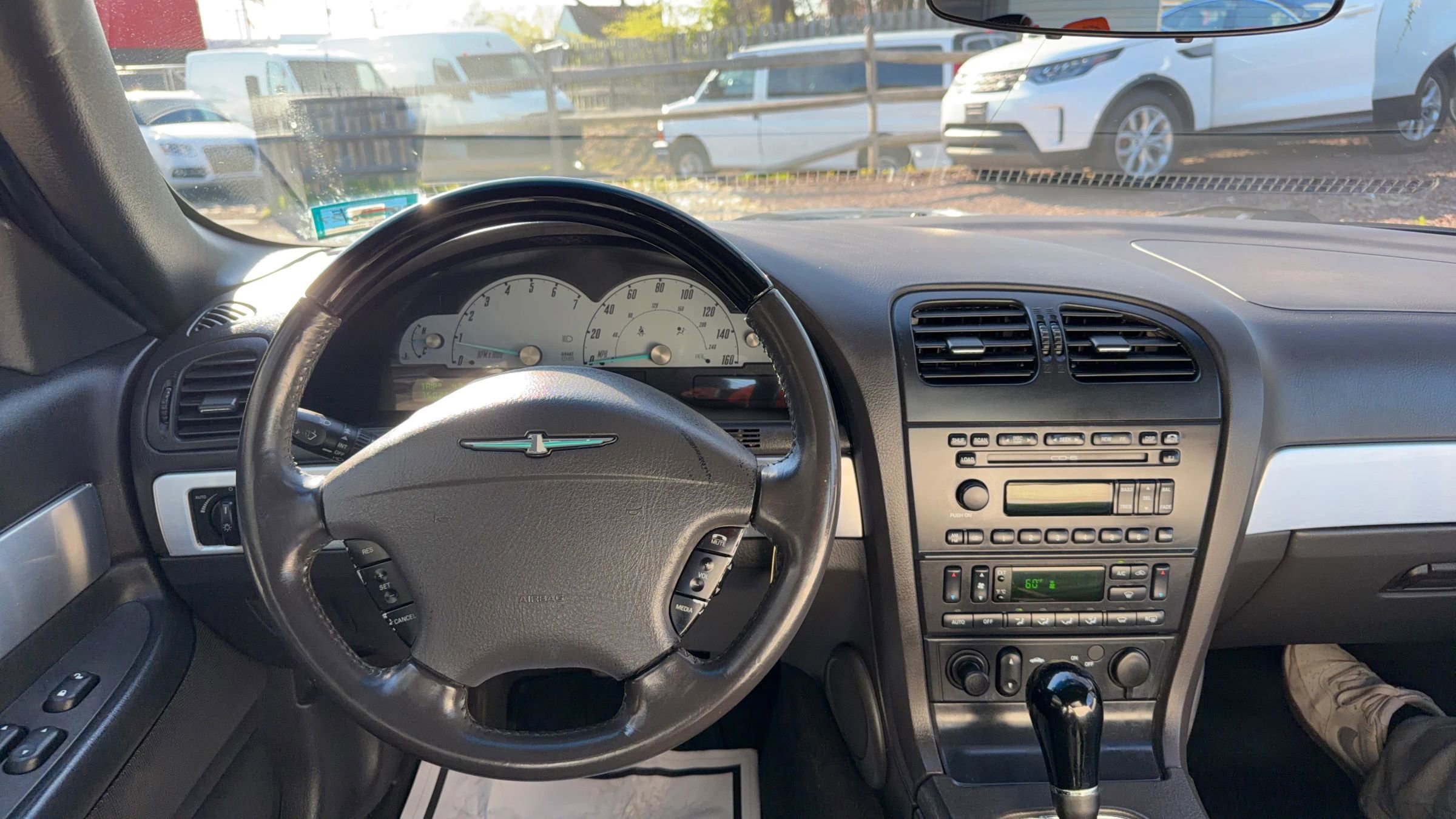 Used 2002 Ford Thunderbird image 19