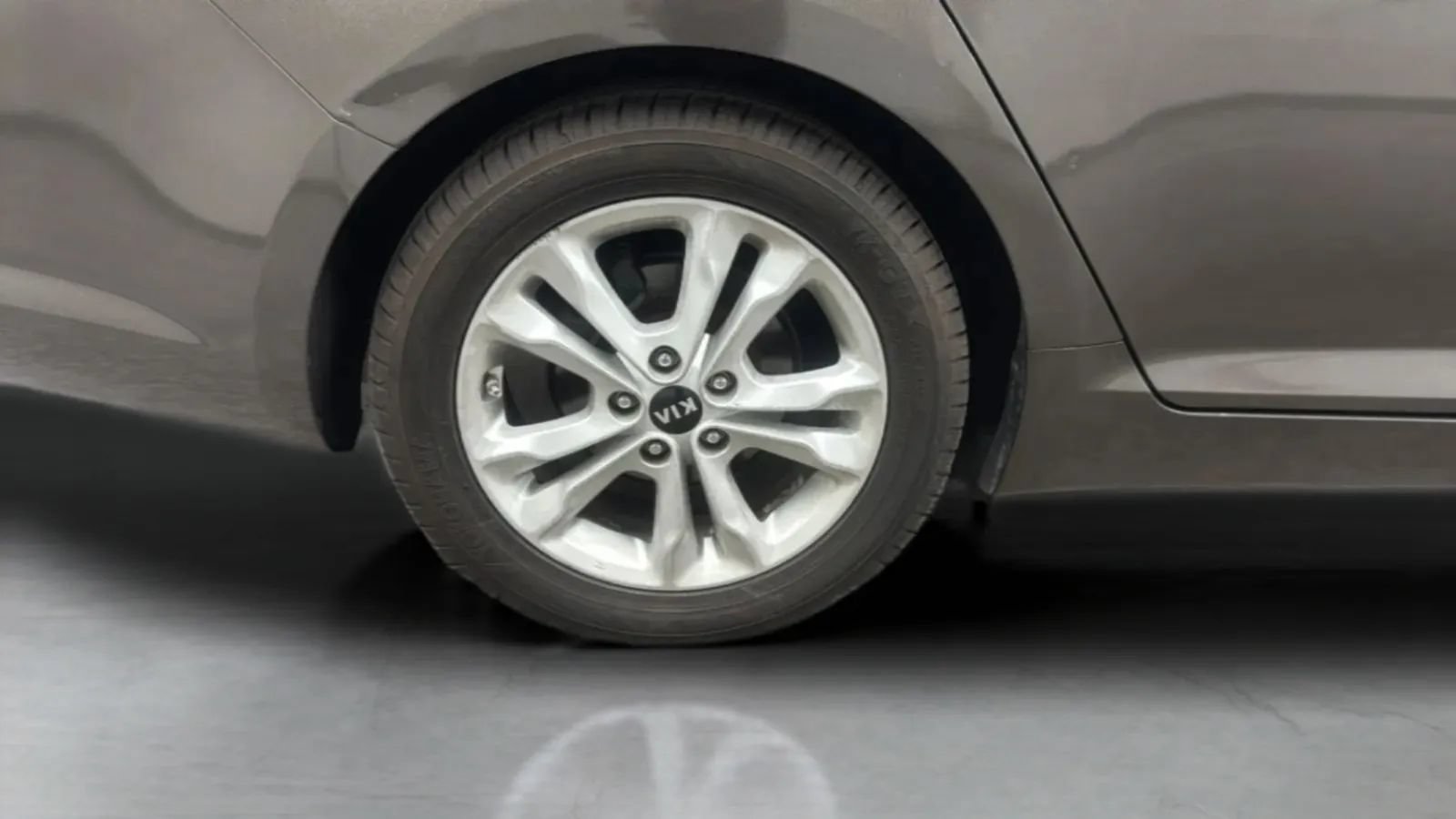 Used 2011 Kia Optima EX FWD image 41