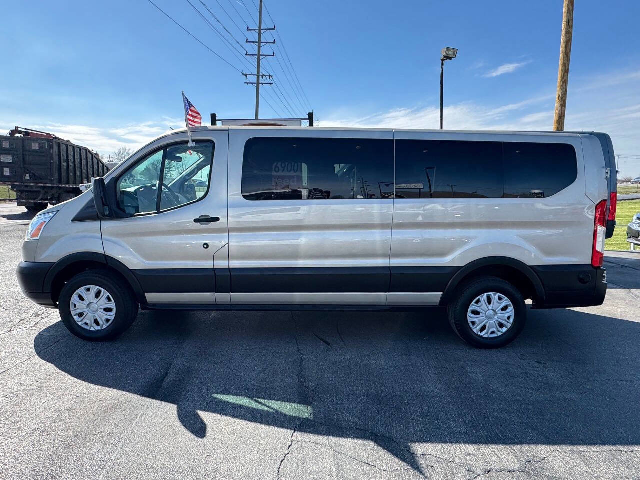Used 2019 Ford Transit 350 XLT image 1