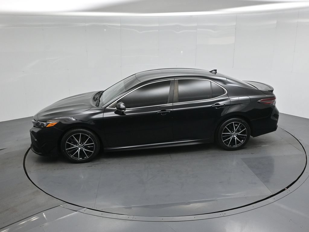 Used 2022 Toyota Camry SE FWD image 42