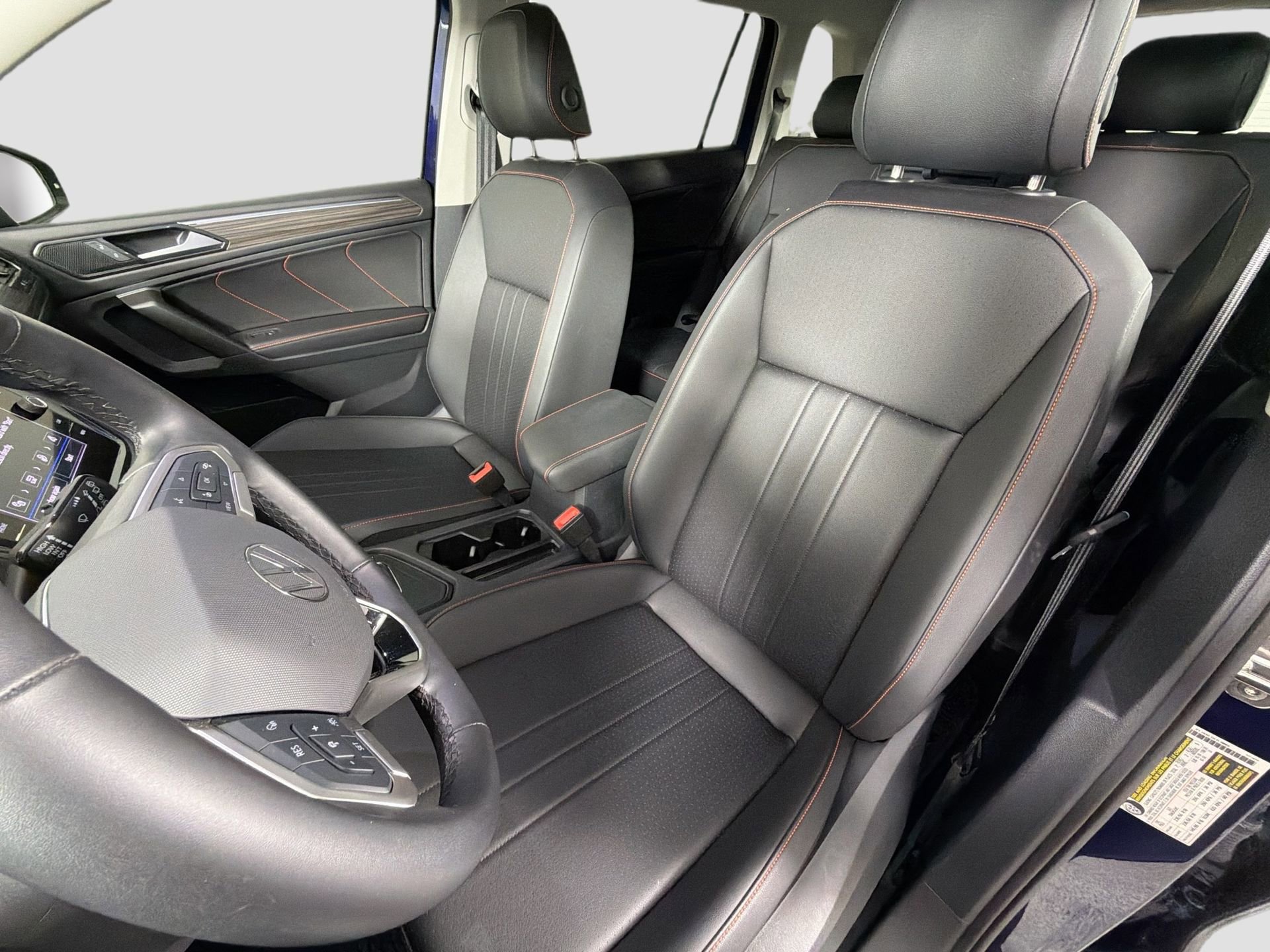 Used 2024 Volkswagen Tiguan Wolfsburg Edition image 24