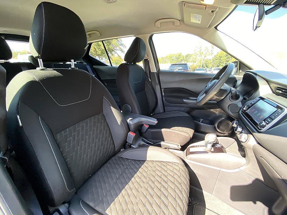 Used 2021 Nissan Kicks S FWD image 25
