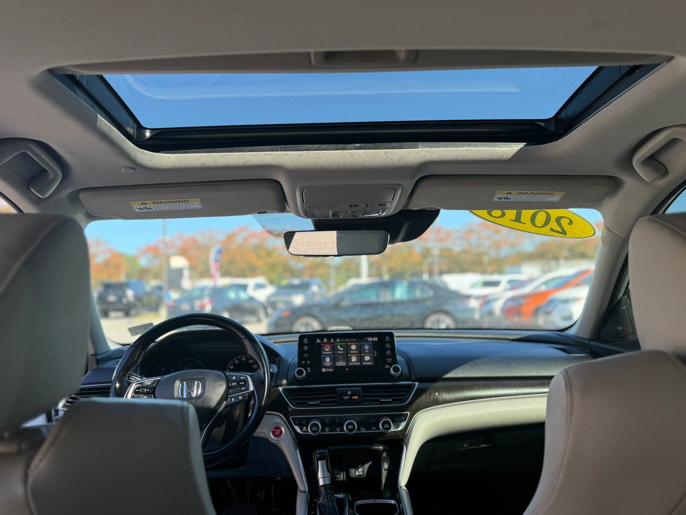 Used 2018 Honda Accord Touring image 16