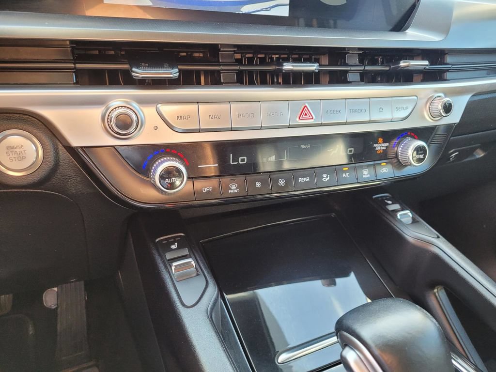 Used 2025 Kia Telluride S AWD/4WD image 26