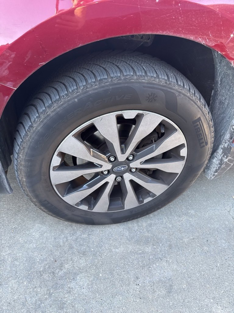 Used 2016 Subaru Outback 2.5i Limited image 2