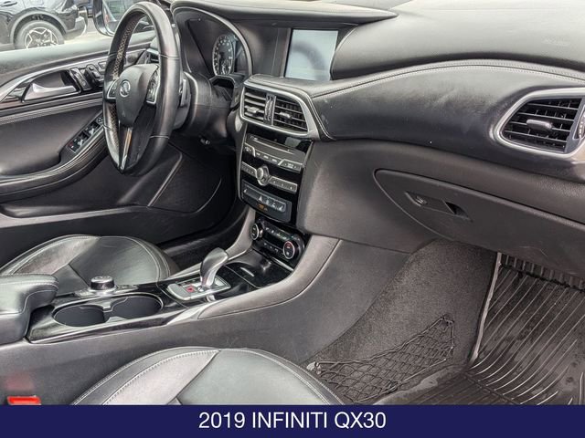 Used 2019 INFINITI QX30 AWD image 27