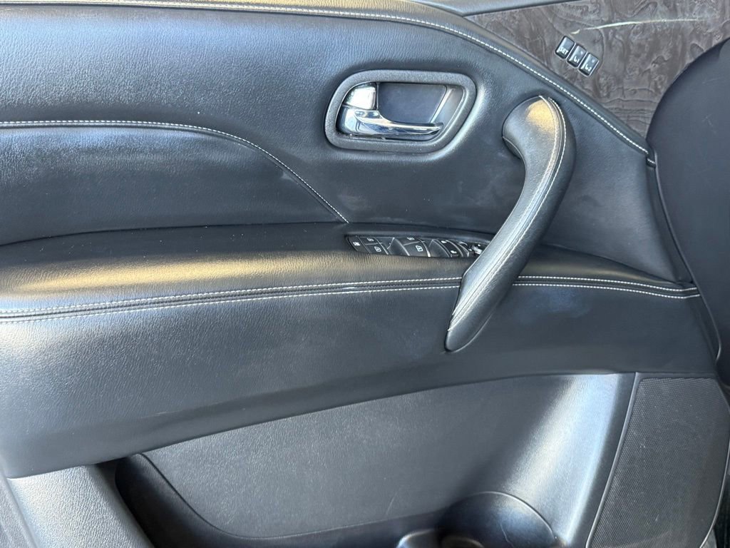 Used 2022 INFINITI QX80 Luxe image 17