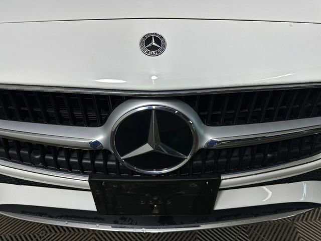 Used 2022 Mercedes-Benz C 300 Sedan image 9