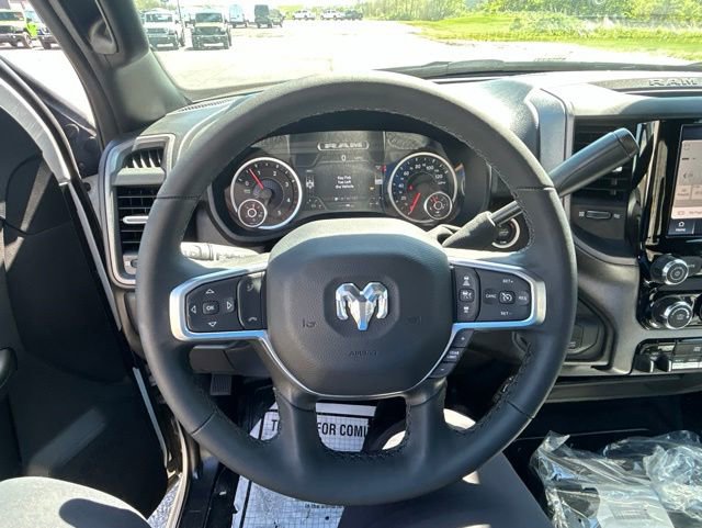 Used 2025 RAM 5500 Tradesman AWD/4WD image 20