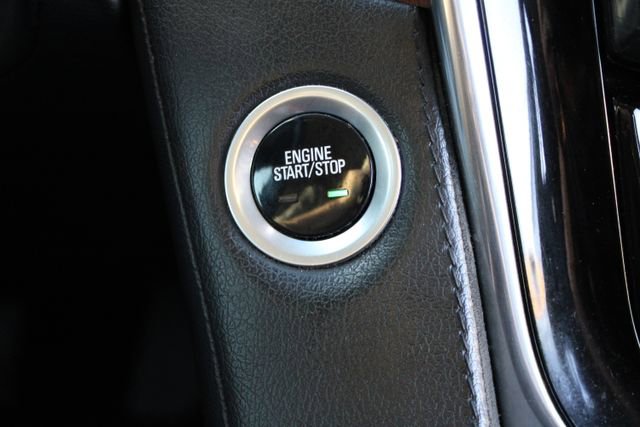 Used 2016 Cadillac Escalade Luxury RWD image 36