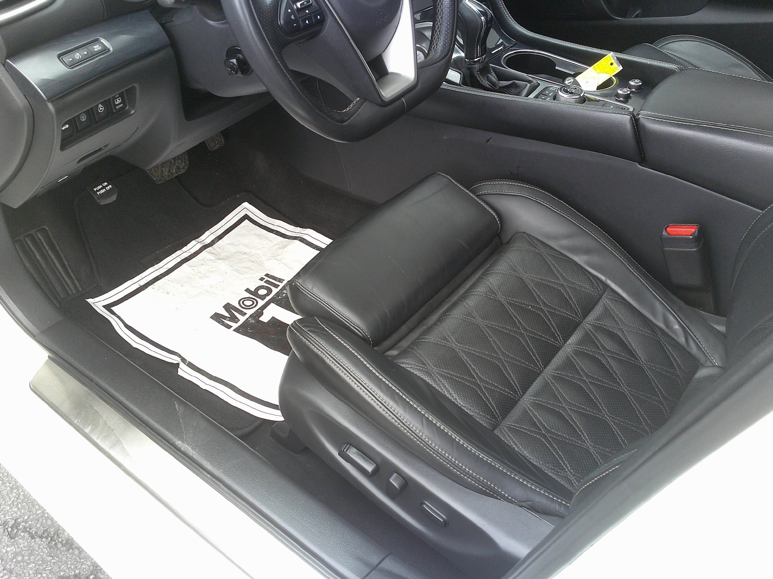 Used 2023 Nissan Maxima Platinum w/ Sport Mat Group FWD image 16