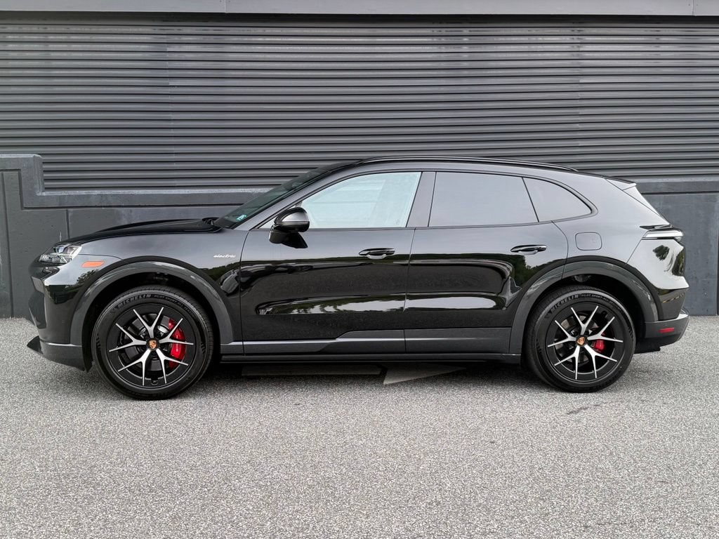 New 2026 Porsche Cayenne S AWD/4WD image 7