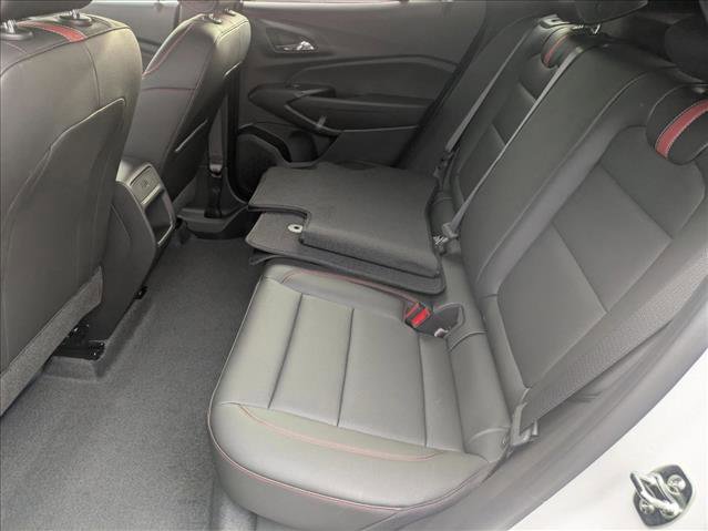 New 2026 Chevrolet Trax RS w/ Sunroof Package image 18