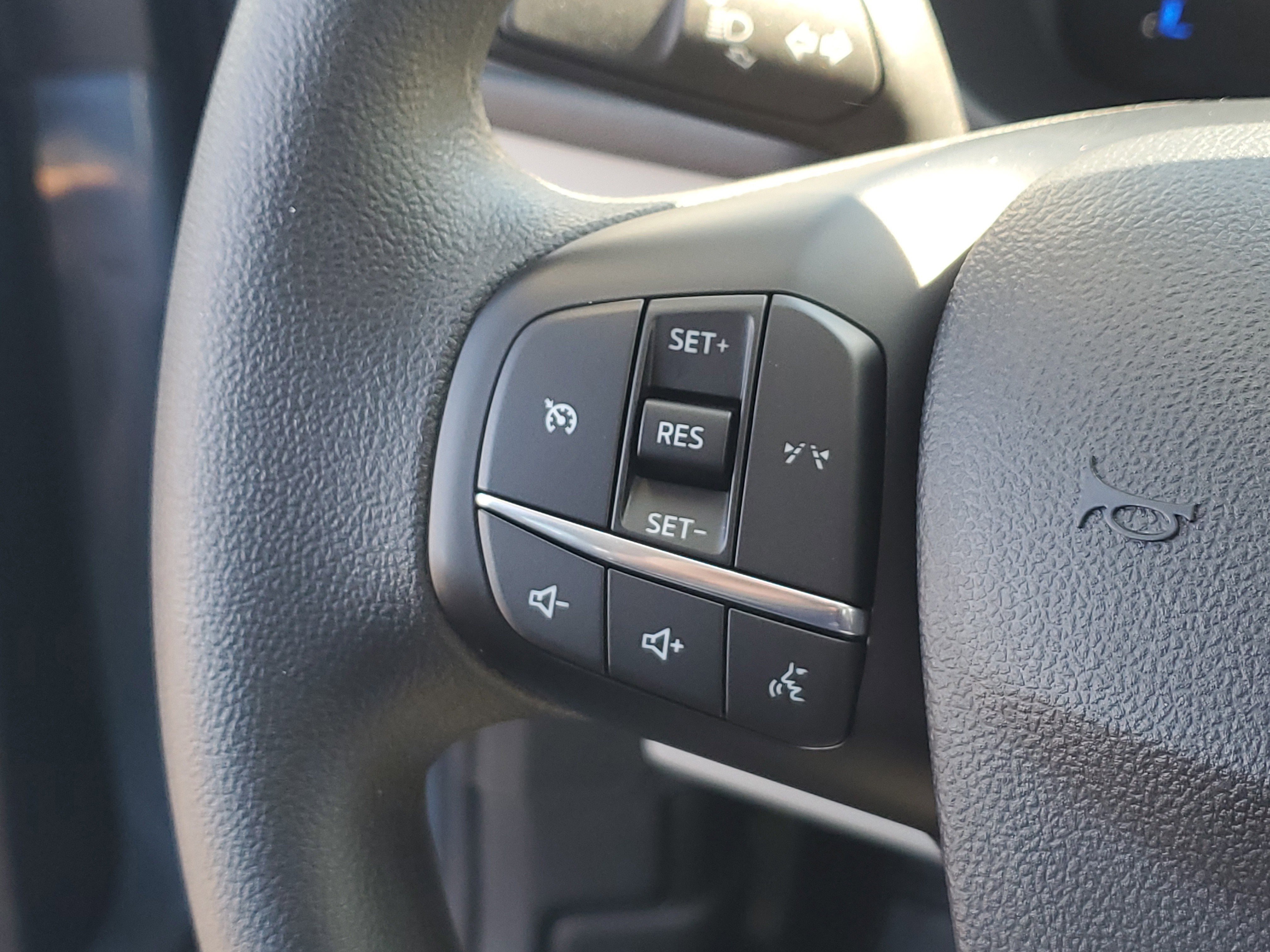 Used 2025 Ford Escape Active image 27