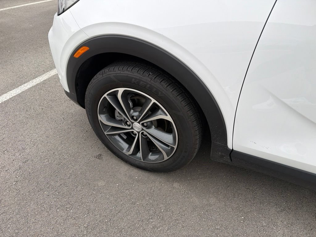 Used 2022 Buick Encore GX Select FWD image 25