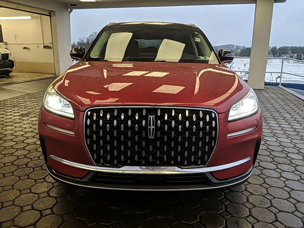 Certified 2023 Lincoln Corsair Reserve w/ Equipment Group 201A image 2