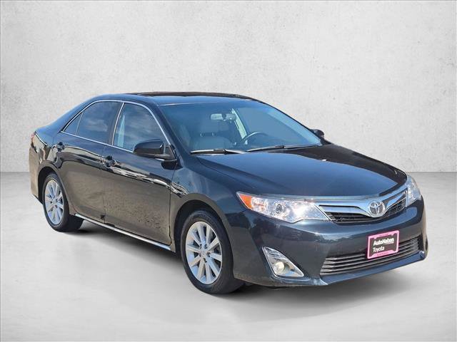 Used 2014 Toyota Camry XLE FWD image 3