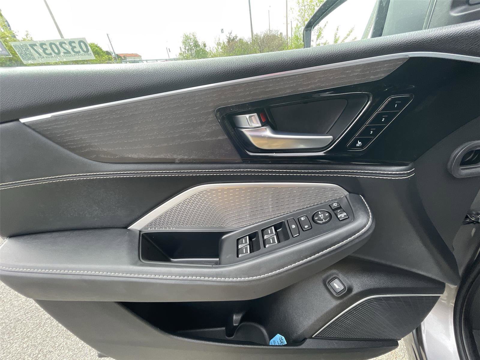 Certified 2023 Acura MDX SH-AWD w/ Advance Package image 12