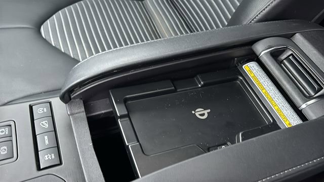 Used 2021 Toyota Highlander XSE image 25