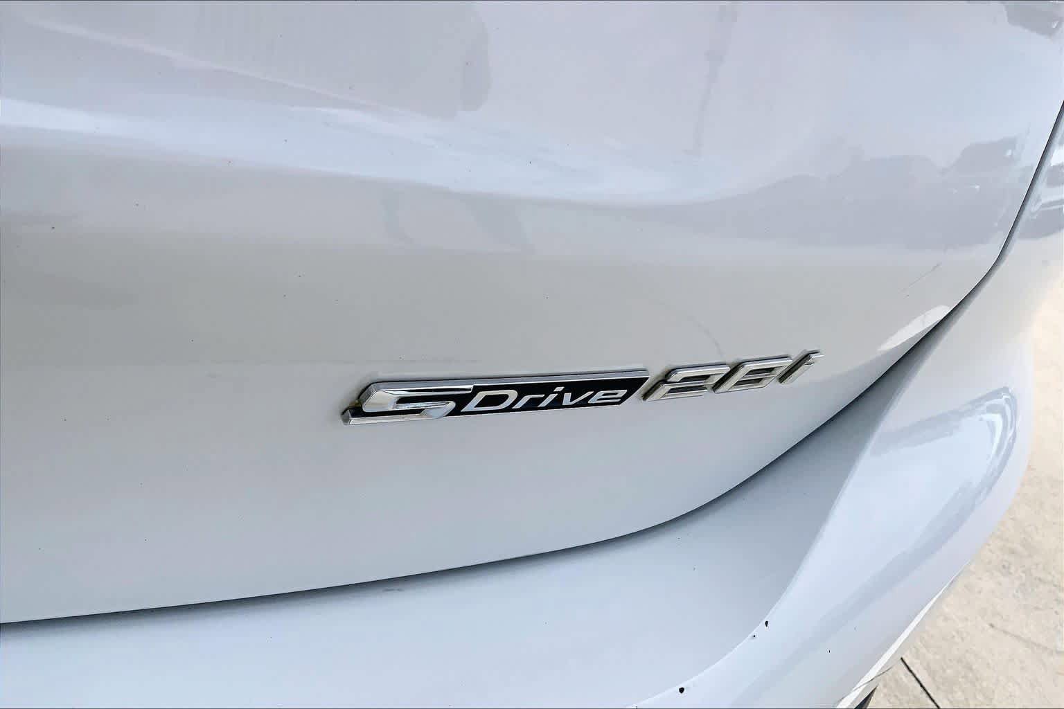 Used 2018 BMW X1 sDrive28i image 9