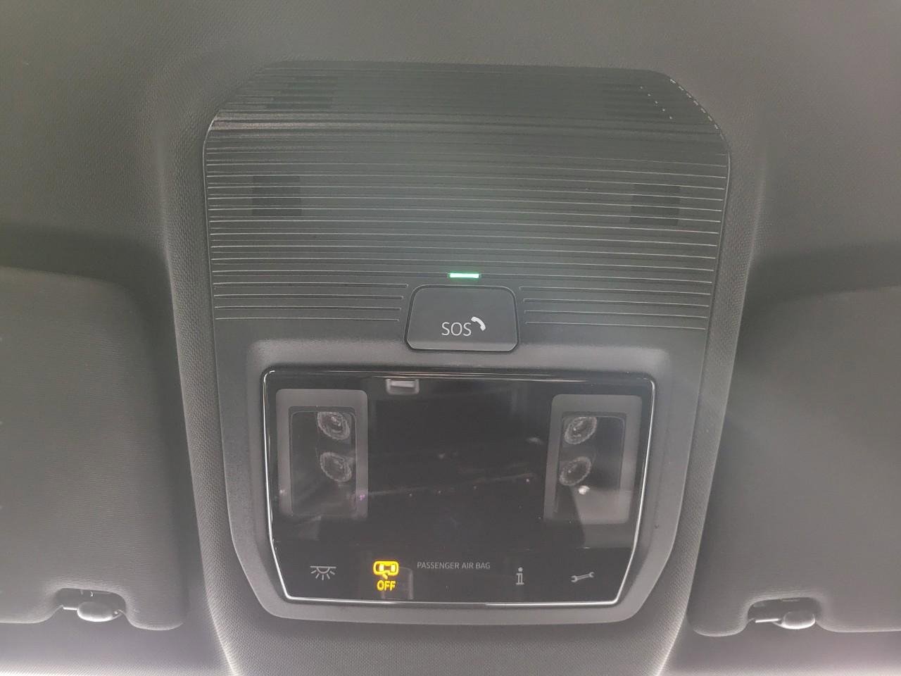 Used 2024 Volkswagen Atlas Cross Sport SE image 18