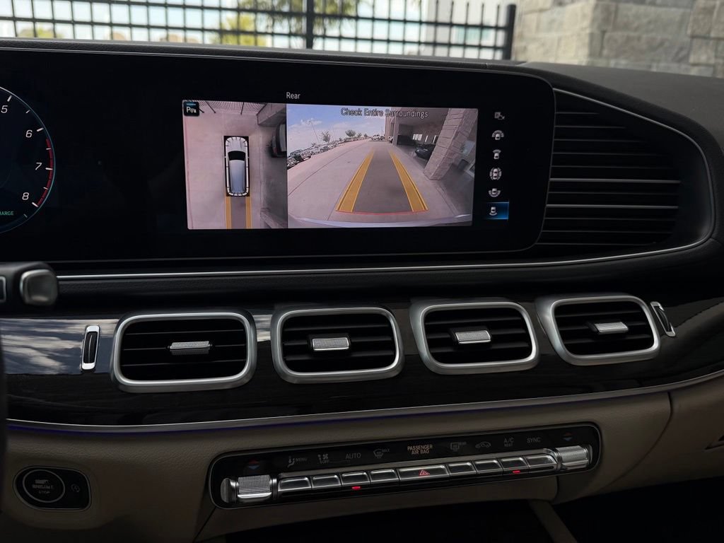 Used 2020 Mercedes-Benz GLS 450 4MATIC w/ Convenience Package image 7