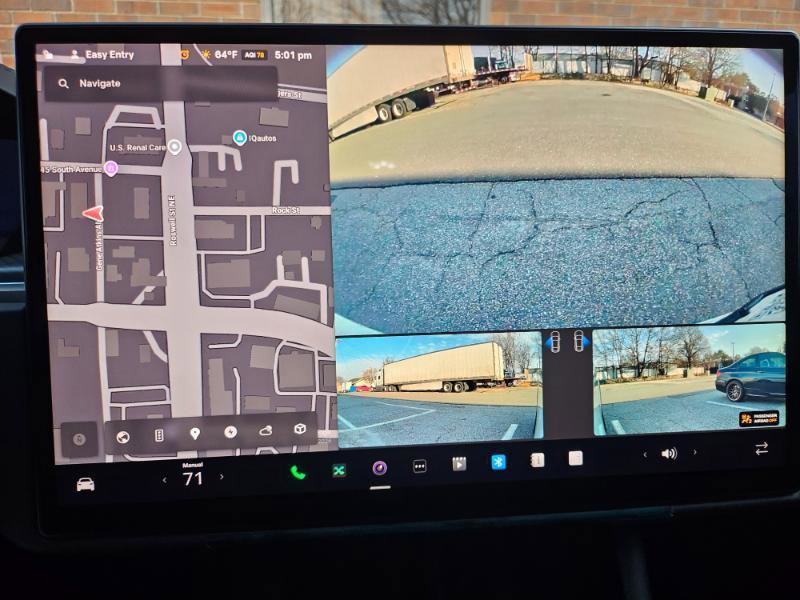 Used 2024 Tesla Model X Plaid image 42