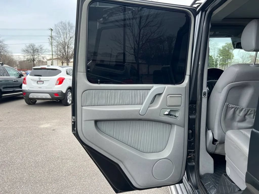 Used 2005 Mercedes-Benz G 500 image 12