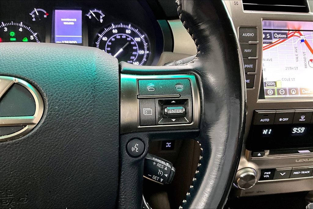 Used 2017 Lexus GX 460 image 25