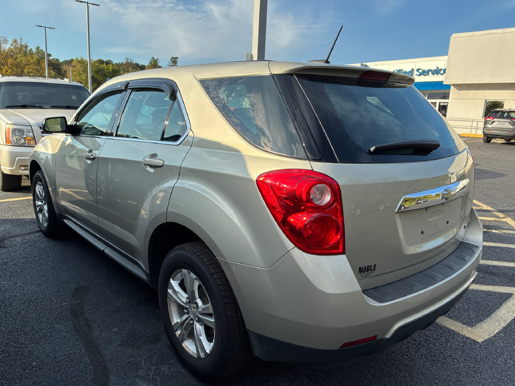 Used 2015 Chevrolet Equinox LS FWD image 4