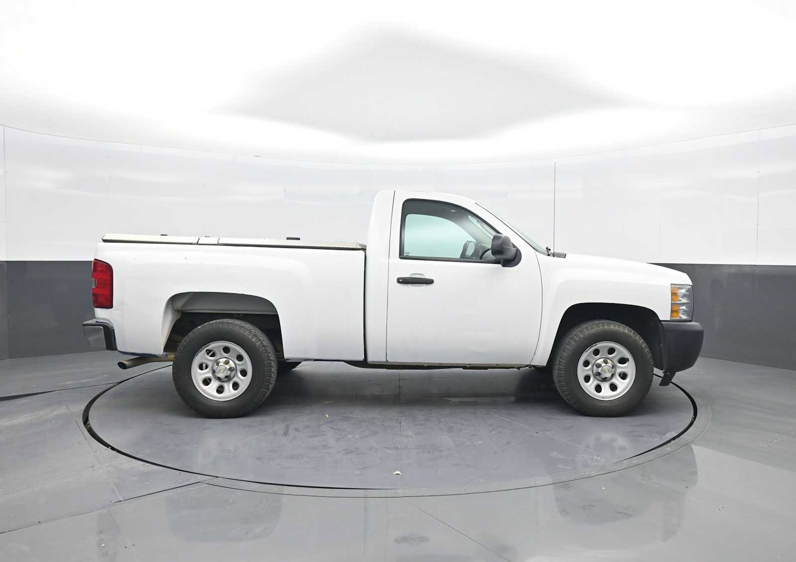 Used 2013 Chevrolet Silverado 1500 W/T RWD image 9