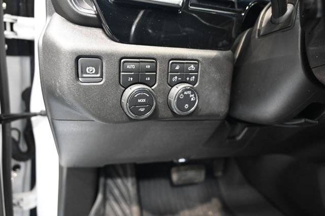 Used 2024 Chevrolet Silverado 1500 LT AWD/4WD image 24